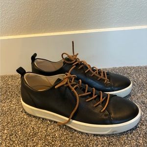 Ecco Leather Lace Sneaker